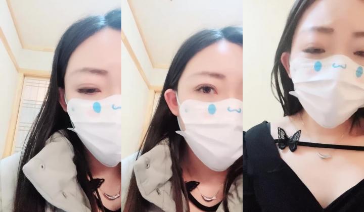 新人高颜值美女~【蜜蜜蜜蜜桃】足疗~ 精油~按摩私密~爽晕了~~！~-~ 躺平被抠逼，水汪汪偷拍