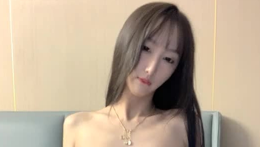 【泡泡咕】九分超高颜值19岁美少女 偶像明星级别颜值 吊打各路网红 刚发育好的奶子最可口 收益榜