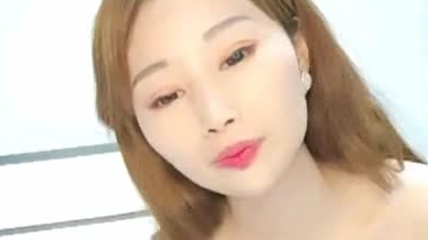 颜值不错美女主播 跳蛋插穴自慰大秀 很是诱人