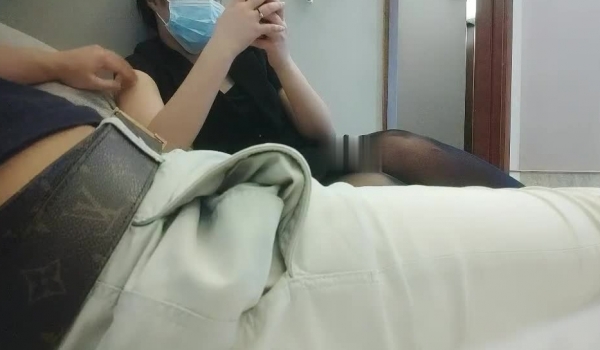 一代炮王 疯狂的做爱机器【山鸡岁月】2000块钱一炮 小少妇肤白貌美又听话 蜜桃臀 水汪汪 舔一