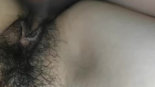 最牛视角偷拍站街女探花《素质嫖客》深夜扫街路边按摩店加钱不带套内射短裙美女老板娘