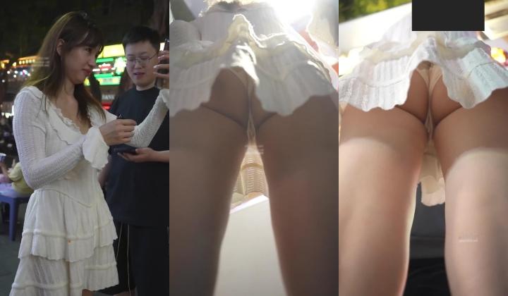 大神偷拍 ️钻石高跟低胸裙美女诱人身姿引人抄底透明蕾丝内裤 ️制服JK学生妹逛街透心凉CD窄内夹