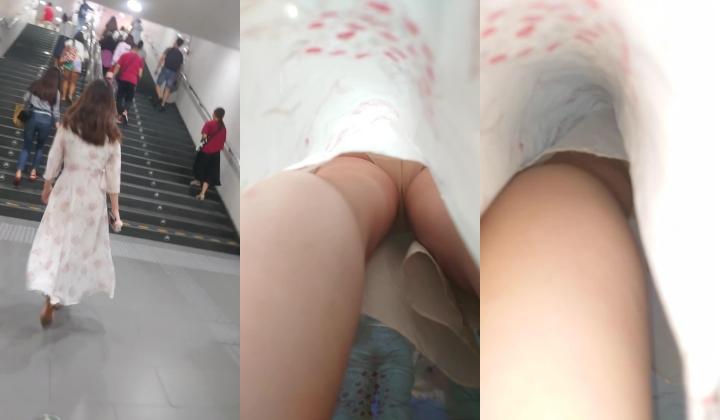 【精品CD】牛人大神尾随抄底女白领，女王气质 亮点：超骚丁字裤妹子勒进PP缝