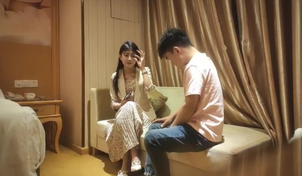 【熟女探花】顶级高端外围，甜美漂亮女神，3000一炮，舔逼暴插，激情无限必看