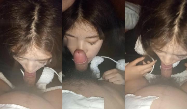 露脸才是王道！济南女大学生【玲子】如何被男友调教成淫娃的自拍视图~露出野战公交车上口交~极度反差