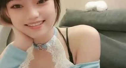 【姐妹探花】两姐妹5200约小鲜肉上门干天价逼 一人一炮