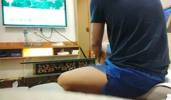 一代炮王，疯狂的做爱机器，【山鸡岁月】扫街按摩店，还是收割了好几个大美女