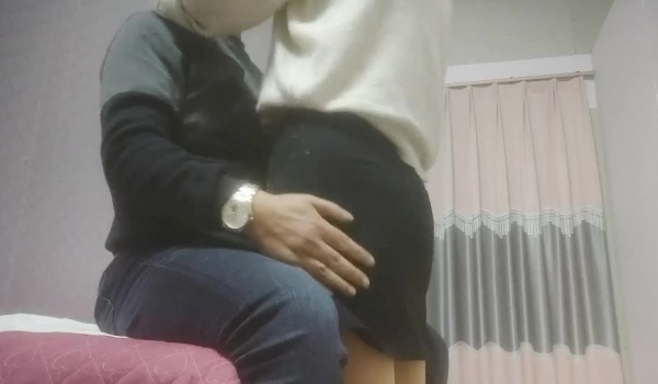 横扫街头炮王佳作，【老王探花】，穿梭大街小巷，几百块干一天，小媳妇骚少妇大姐姐/搞沐足按摩女