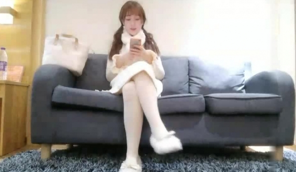 午夜探花 约了个双马尾萌妹子 穿上情趣女仆装大力勐操 & 胖哥约了个顔值不错的妹子 宾馆开房口交