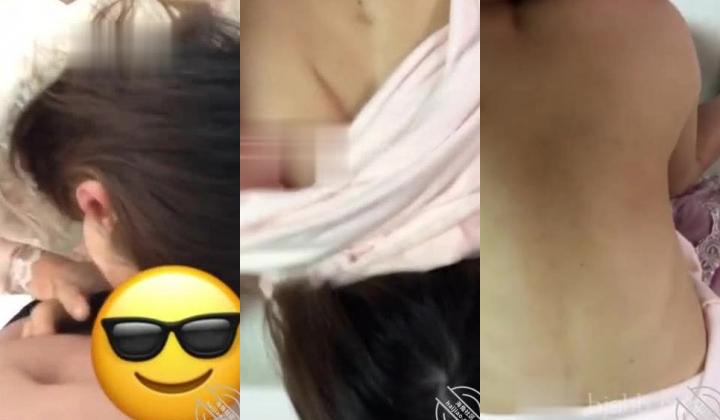 【母子乱伦】，好多人跪求，海角13万粉丝，被封大神【真实妈妈的路程】沙发上爆操内射老娘，还差点被