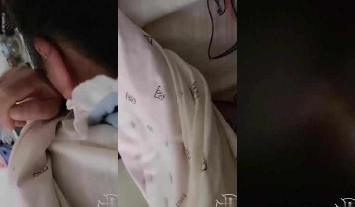 【乱伦史上封神之作我和妈妈】真实乱伦  强奸妈妈牛人与妈妈乱伦 历经了两个多月！全程记录！