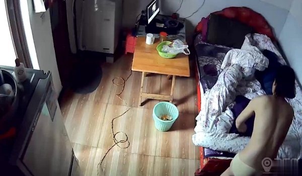 【360水滴居家系列无水印】稀缺家庭摄像头偷窥（第二十部）