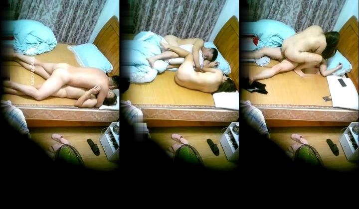 最新流出黑客破解家庭摄像头偷拍夫妻吃完晚饭不久上床过性生活