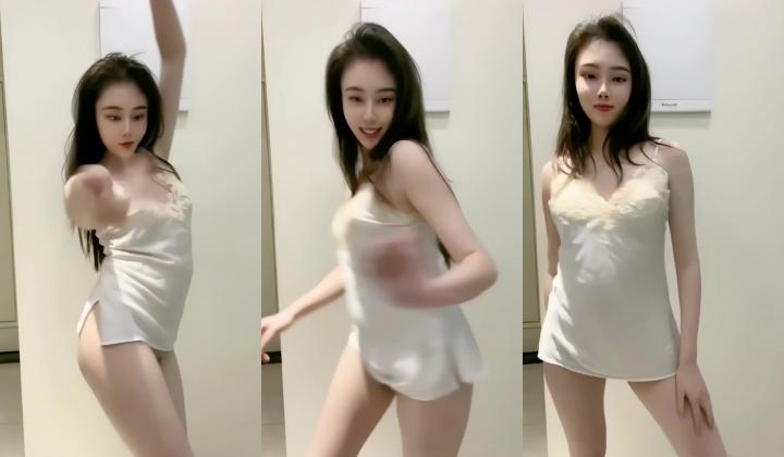 S级身材露脸反差婊【170小姨子】全裸三点裸舞，搔首弄姿劲爆舞姿给力