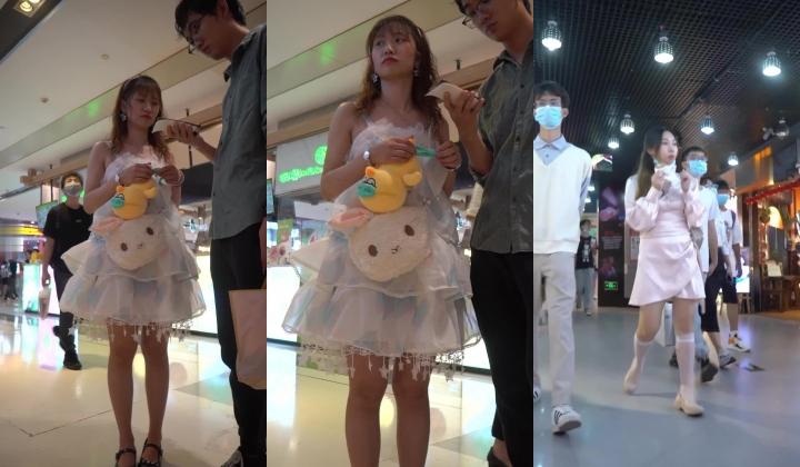 偷拍大师商场尾随偷拍几个气质美女裙底风光 ️超短包臀裙窄内S货！贴着P股拍毛