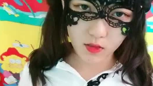 颜值不错面罩萌妹子自慰秀 椅子上张开双腿跳蛋塞入震动呻吟娇喘