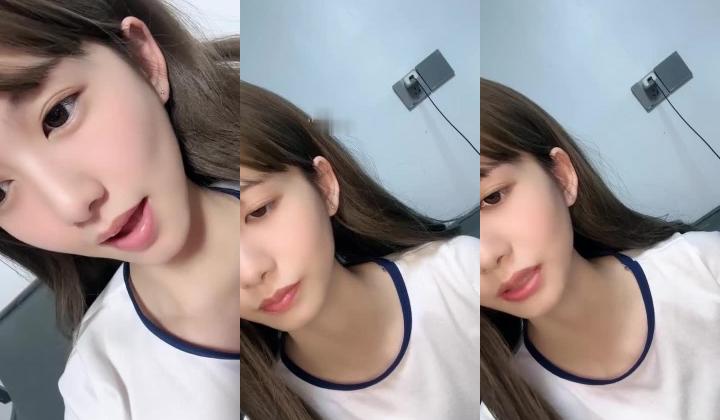 这才是真正的校花，【广州大学生】明星来了~甘拜下风，清纯指数极高，这小姐姐好甜呀，逼逼好粉嫩