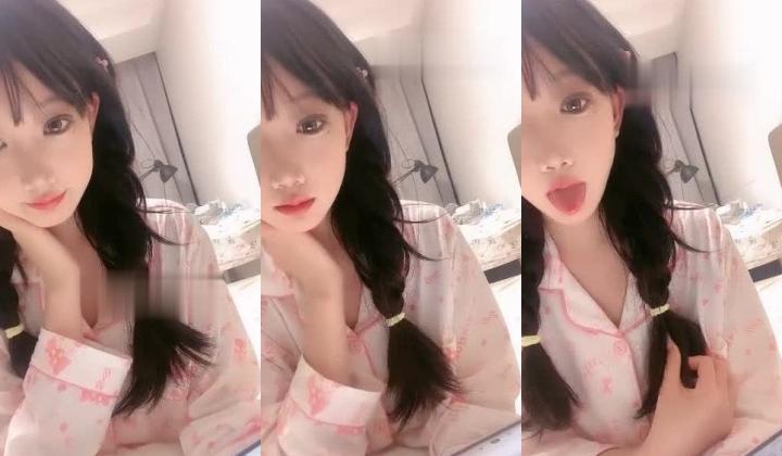 19岁极品小仙女，【闻闻酱】，小鱼睡不醒~纯欲小学妹~无套啪啪~邻家女神好心疼被干惨了