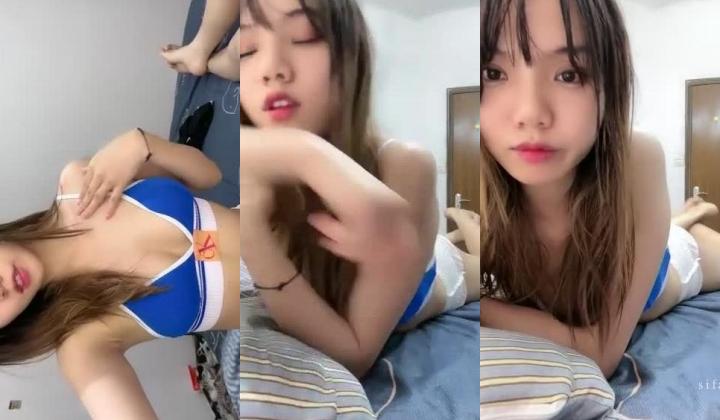 正宗校花！刚下海就被狂舔B~【玲玲】精子射满脸！爽，对男友彻底的服从，超赞值得一撸