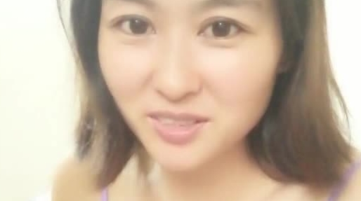 良家小少妇露脸颜值不错黑丝情趣跟小情人学坏了镜头前直播，骚样子让人真心动草了骚逼在草嘴还拿跳弹玩