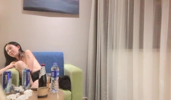 泡良最佳教程，完整版未流出【666绿帽白嫖良家】美女收割机，从学生妹到小少妇，颜值高