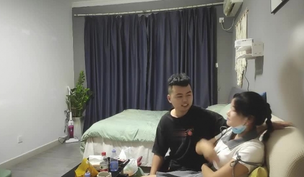 【金戈探花】第二场改约漂亮嫩妹 甜美害羞小姐姐 1200来一炮 脱光了还害羞后入时想挡一挡