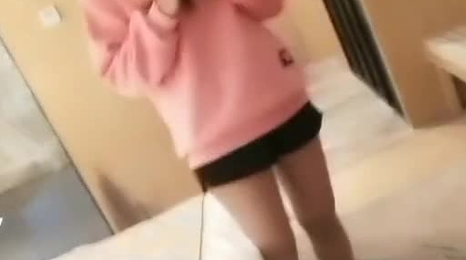 雀儿满天飞约个红衣丰满妹子 不让拍照 最后被狂草