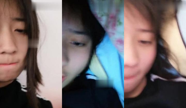 大胆学生妹真实女生宿舍躲在被窝里偷偷拍摄雪白大胸和粉嫩小穴，室友在一旁午睡真实刺激