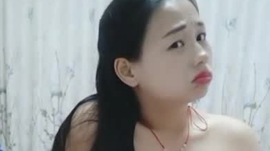 一男二女直播 先是一男一女啪啪啪 然后落空的妹子开始自慰