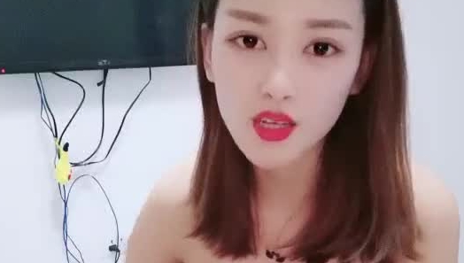 颜值不错美女骚小妹妹直播大秀 炮机插穴激情大秀