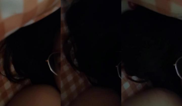 正宗学生~极品美胸~【小清新】扣穴自慰~超反差~！纯天然，这个是真的嫩啊！