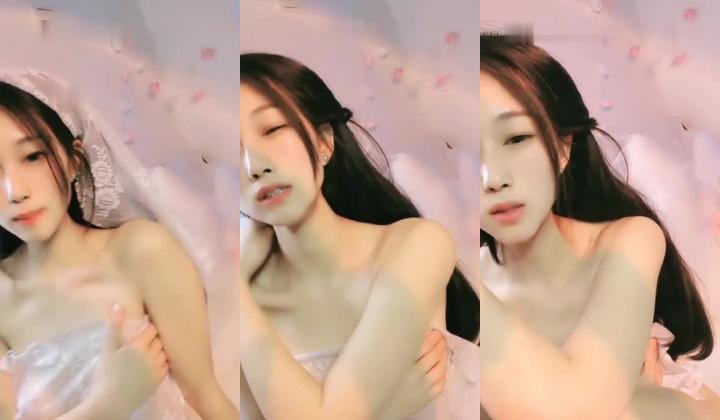 03年生今年19岁的大一超级耐看的纯妹子看到如此清纯干净的小仙女众网友表示【妈妈，我要谈恋爱了】