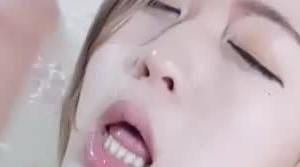丰满漂亮美女主播护士 一多自慰大秀 自慰插穴淫水多多很是淫荡