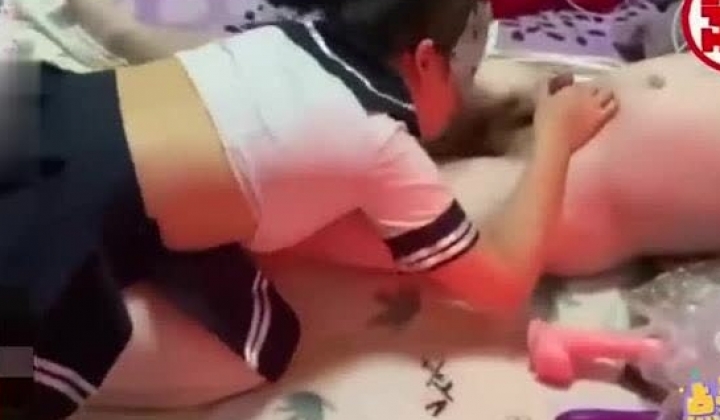【母子乱伦】乱伦母亲5次，又强暴小姨2次，真实大神酒后与妈妈和小姨做了乱伦的事