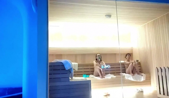 高档洗浴中心内部员工偷拍 众多美女少妇洗澡泡汤换衣服