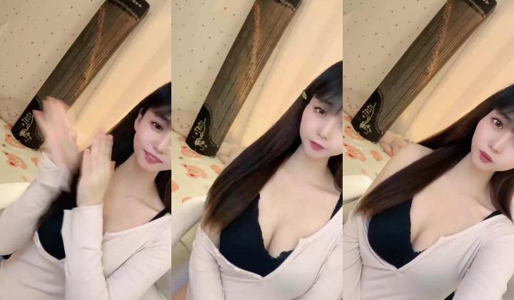 超级大美女，艺校古筝女孩，【朵儿】，气质爆棚，蝴蝶逼爱好者的福音，粉木耳湿漉漉，脸蛋美奶子大，十