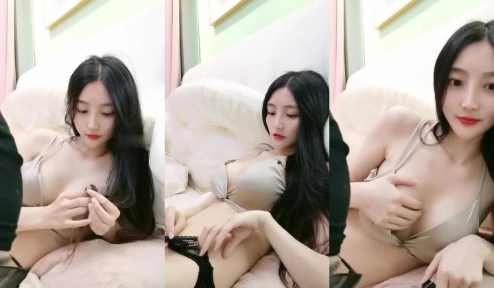 九分超高颜值无比甜美的猫猫女神罕见和炮友打炮 补充集！女神很少有打炮 都是自慰，苗条的身材 挺拔的爆