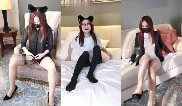 高人气PANS极品美腿女神级小姐姐【KIKI】私拍~多套超透露奶露逼情趣装~对话是亮点~拍的片居