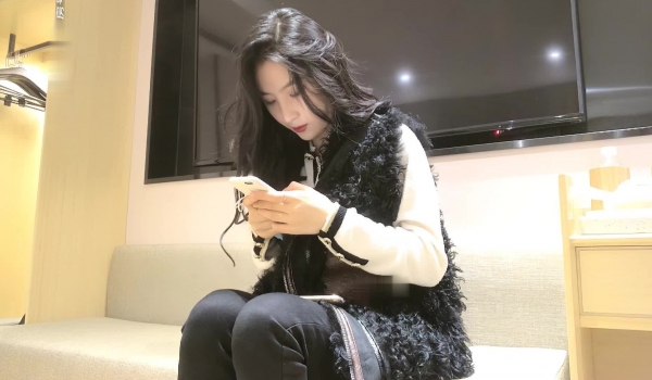 【小宝寻花】极品风骚御姐，3000网约共度春宵一刻，美艳肤白人间尤物