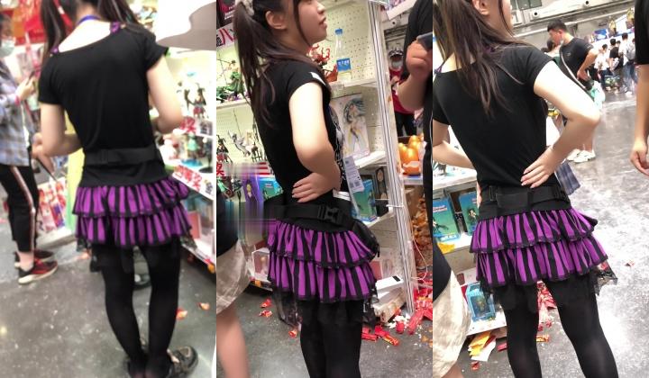 牛逼大神偷拍超可爱女仆装双马尾CD抄底 惊现极品网袜X无内黑丝姐妹花 太惊艳