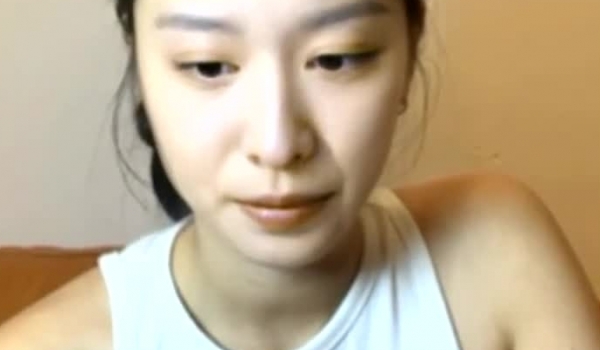 极品新人，神似江疏影，【新增角色】，突破大尺度，主动自慰，极品美乳翘臀俏佳人