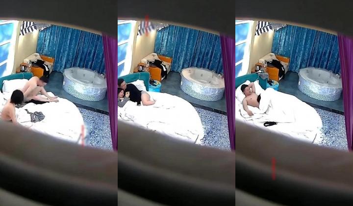 房产公司外表斯文眼镜副总约会单位八字大奶风骚美丽气质出轨少妇一起洗个鸳鸯浴然后回床上激情大战