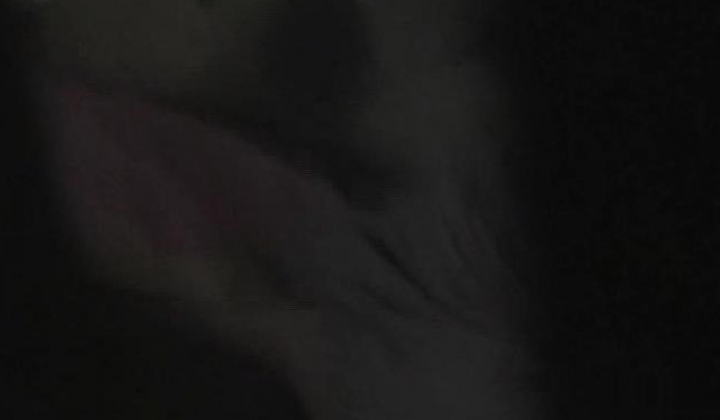 偷拍独居少妇自慰
