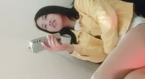 【站街女】逛了好几家卖淫店才选中这个小少妇 逼相完好服务也不错
