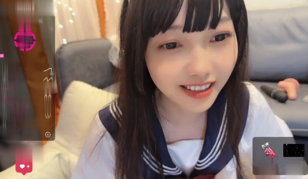 撸管佳作~【kekexixi】20岁清纯学生妹~恋爱校花类型~道具自慰 很斩男，推荐看