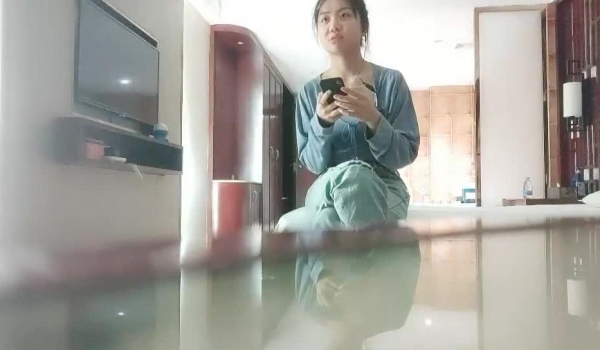 一代炮王疯狂的做爱机器【山鸡岁月】足迹遍布大街小巷，按摩店扫街会所，小骚逼们一个个的被操得嗷嗷叫