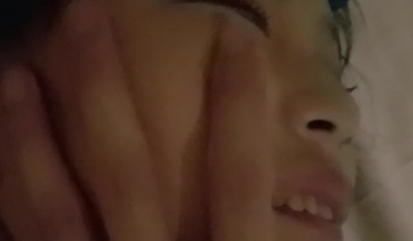 【MJ原档】98年小仙女 骚B抽烟肉丝换装 玩眼 开口锁 强行口交 各种高端Play