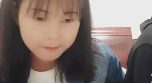 逍遥龙哥团队新春福利矮个子兵哥浴室床上轮战两个零零后小妹精彩内射