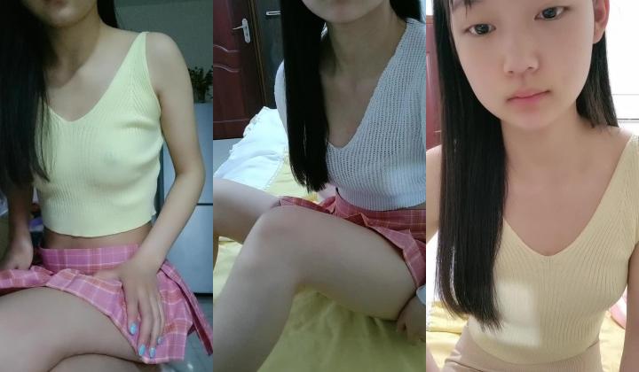 00后大学校花好清纯【你的小学妹】，嫩妹最能吸引人，粉嘟嘟水汪汪，小洞洞需要被满足！