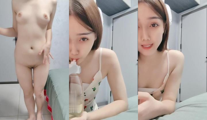 新人~学妹暑期兼职！【美少女圆】阴毛稀疏~真白！真粉嫩！皮肤真好，粉粉的流水嫩逼，需要被插入满足